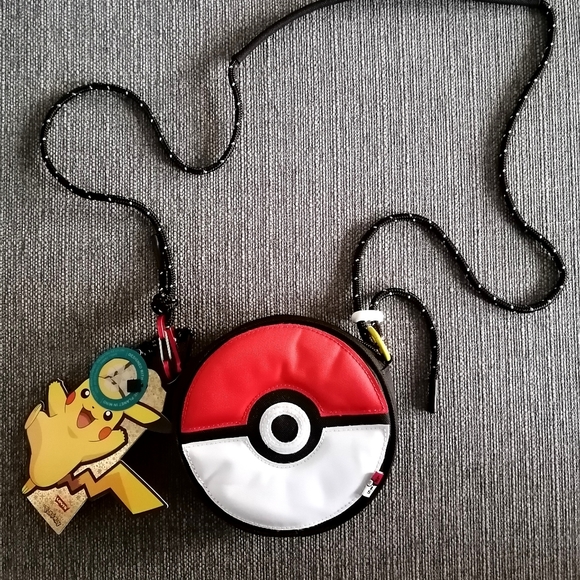New Levi's X Pokemon Crossbody Pokeball Shoulder Bag. 25th Anniversary. NWT. - Picture 6 of 8